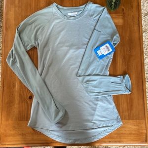 Columbia long sleeve shirt